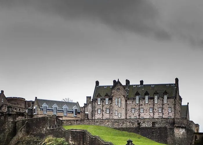 Castle Street Edinburgh