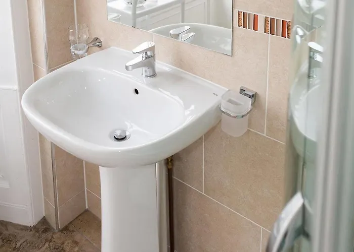 בית הארחה Castle Street