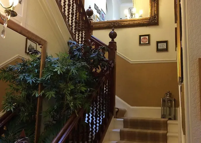 Pensionat Albyn Townhouse 4*