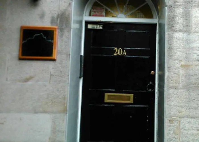 爱丁堡目的地约克广场公寓