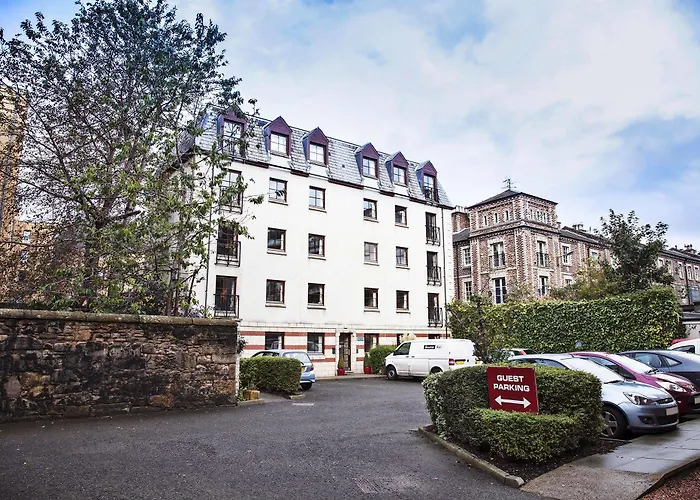 Hotel apartamentowy Fountain Court - Grove 4*