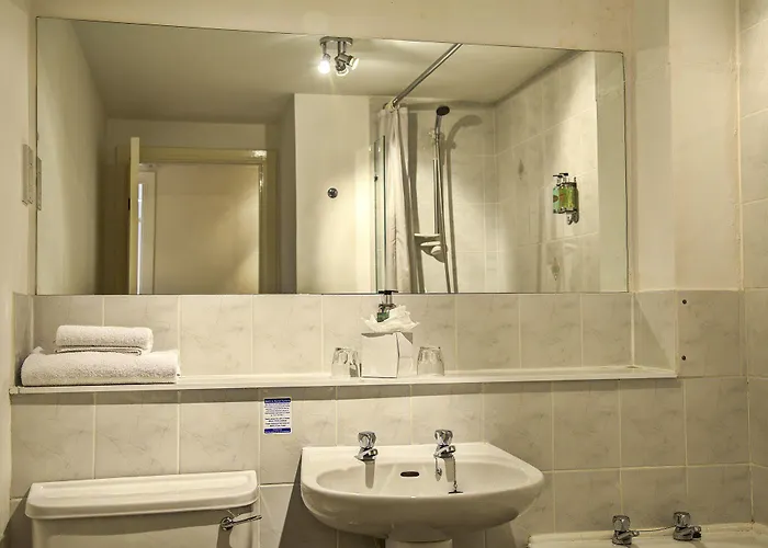 Fountain Court - Grove 4* Edynburg