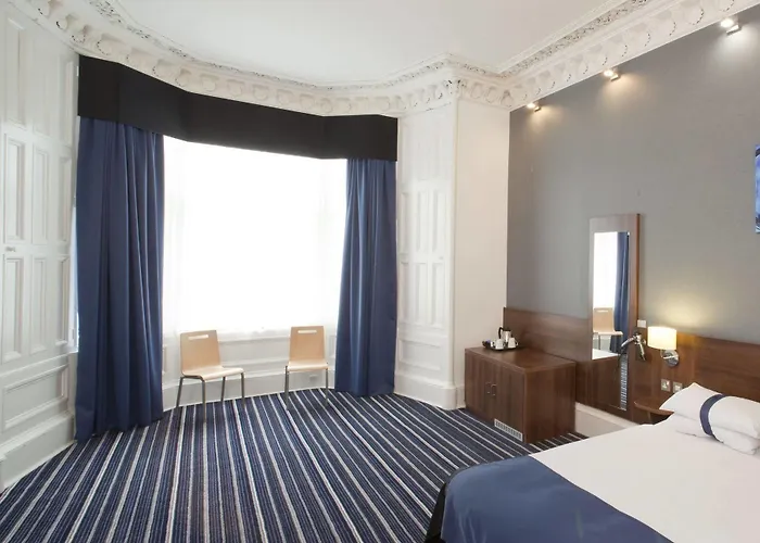 Piries Hotell
