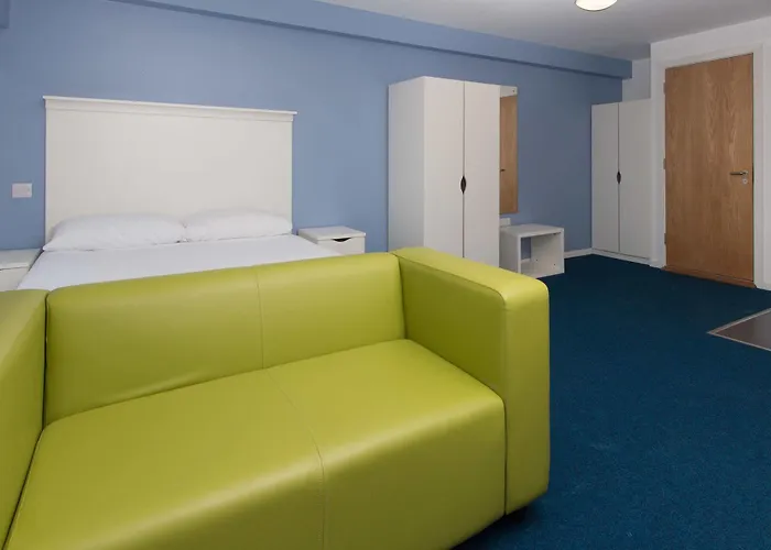 Destiny Student - Shrubhill Edimburgo