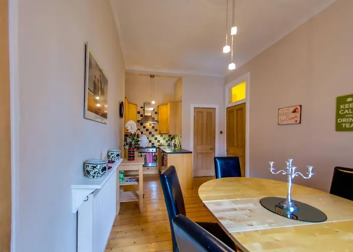 דירה Joivy Spacious Next To The Meadows