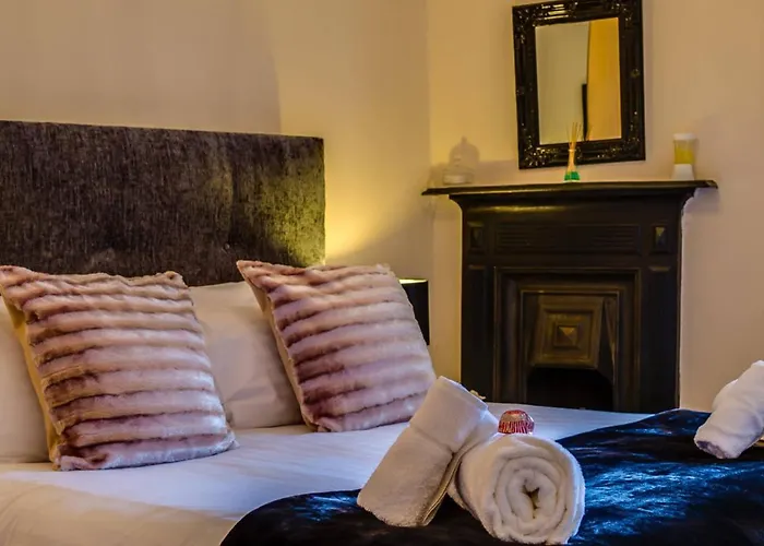 Joivy Spacious Next To The Meadows * Edinburgh