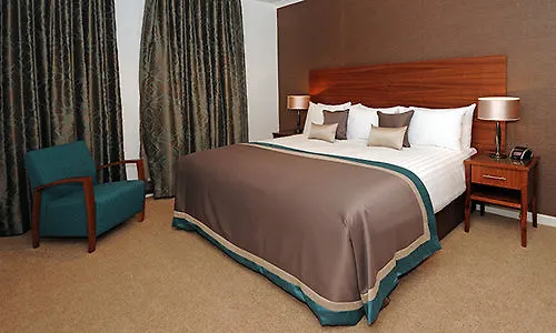 Stewart By Heeton Concept - 4*