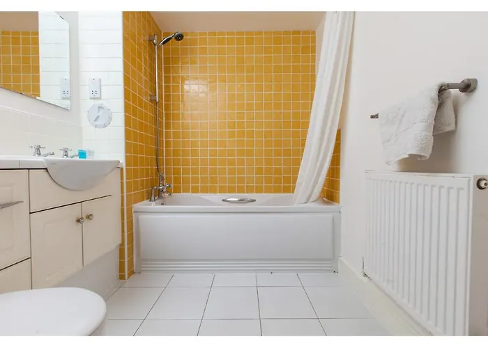 Apartment Spacious, Central Edinburgh