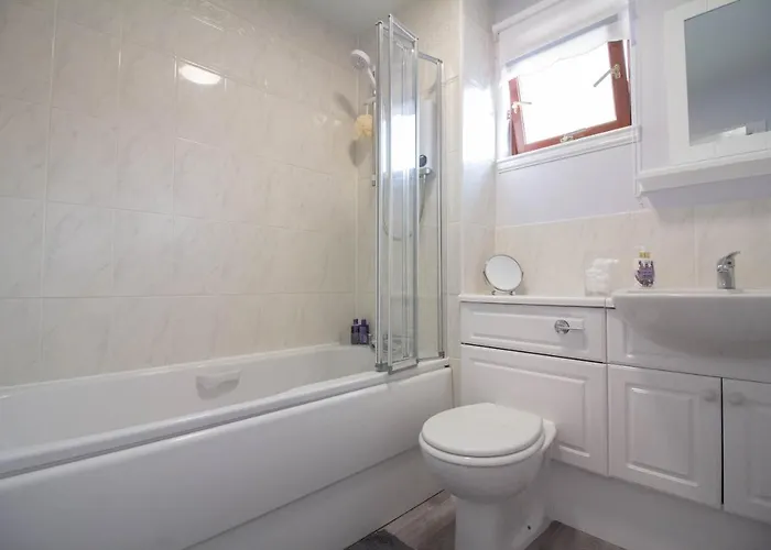 South Groathill - Lovely 2 Bed With Castle View