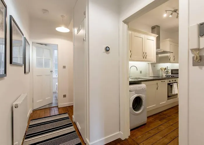 Altido Unique & Stylish Grassmarket Apt - Close To Castle 公寓