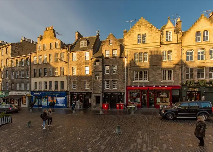 Altido Unique & Stylish Grassmarket Apt - Close To Castle 公寓