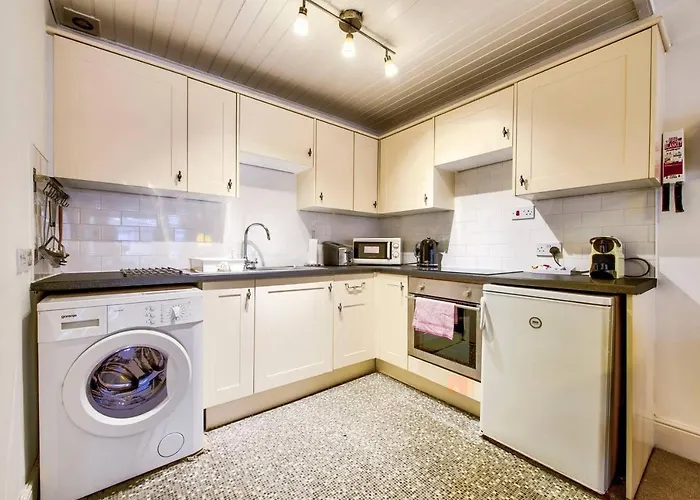 Joivy Charming Close To Centre Edynburg