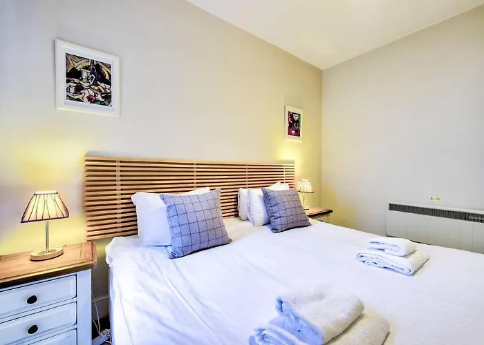 Joivy Charming Close To Centre Apartament Edynburg