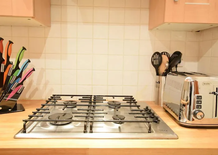 Joivy Classic With Castle Views In Old Town