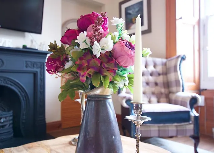 Joivy Classic With Castle Views In Old Town Apartmán Edinburgh