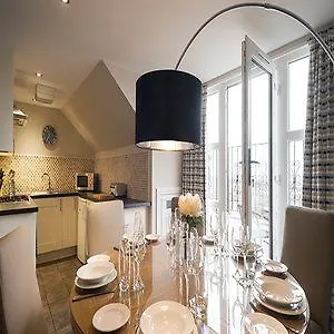Fountain Court - Royal Garden Lejlighedshotel Edinburgh