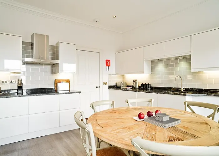 Joivy Luxury Flats On George Street אדינבורו