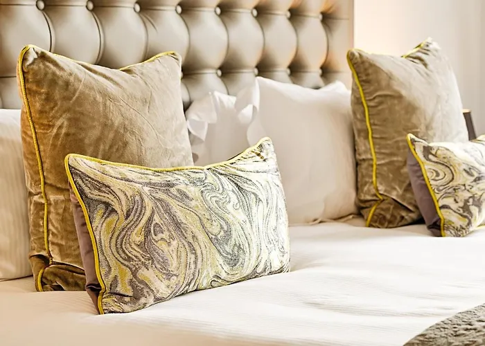 דירה Joivy Luxury Flats On George Street אדינבורו