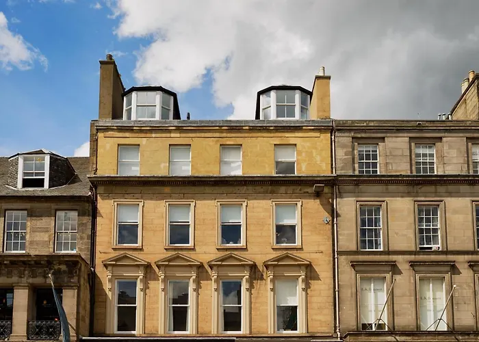 Joivy Luxury Flats On George Street