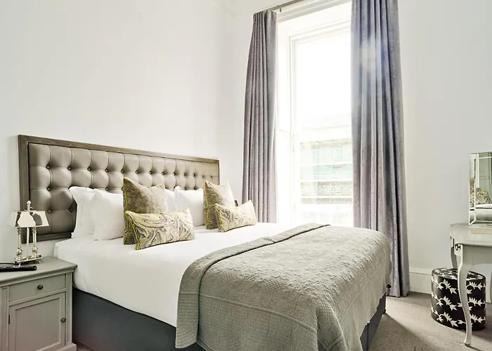 Joivy Luxury Flats On George Street * אדינבורו