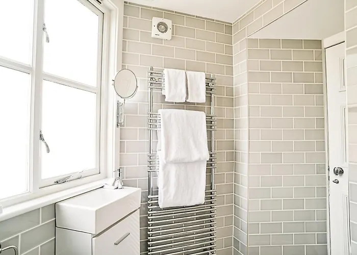 Joivy Luxury Flats On George Street *