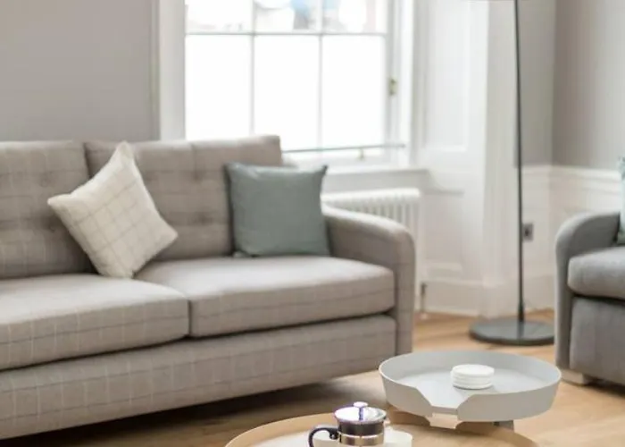 Apartament Joivy Spacious Close To Princes Street *