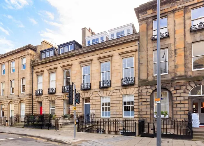 Joivy Spacious Close To Princes Street 公寓 *