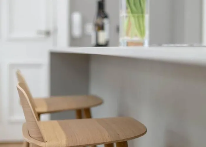 Joivy Spacious Close To Princes Street Apartament