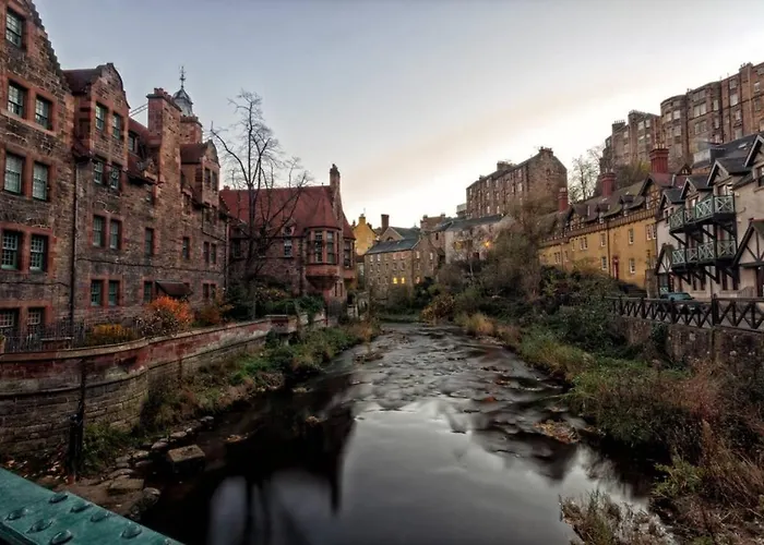 Joivy Historic Centre With Free Secure Parking - No Suvs