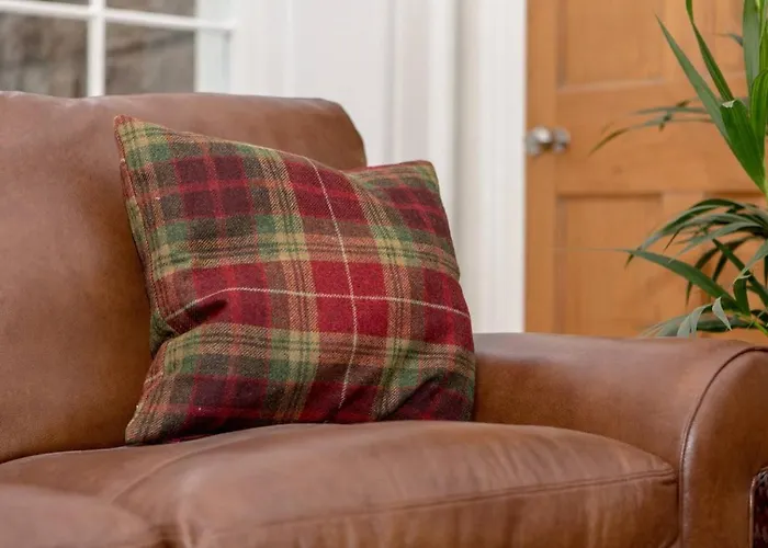 Joivy Spacious Flat With Garden In Centre *