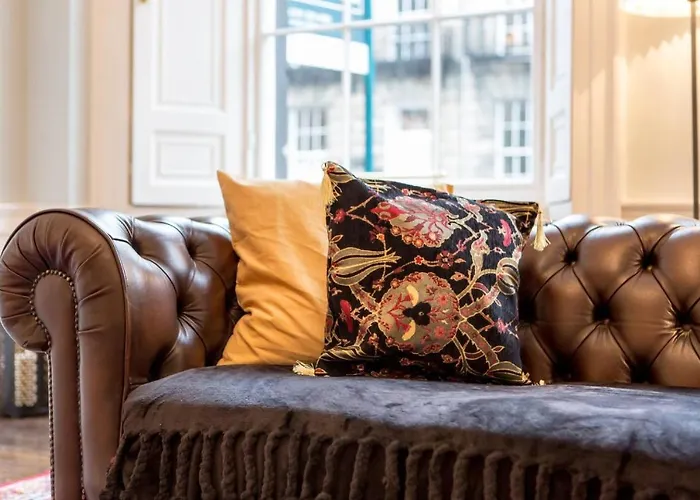 Joivy Converted Flat In Historic Building In New Town Apartament