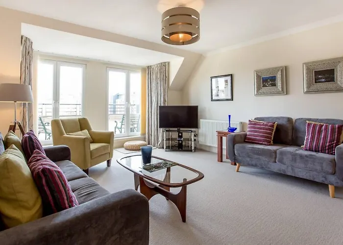Joivy Inviting Near Leith Walk * Edinburgh