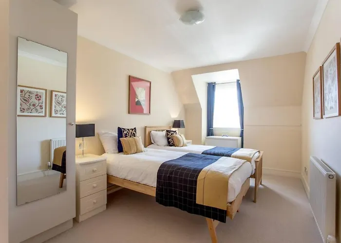 Joivy Inviting Near Leith Walk * Edinburgh