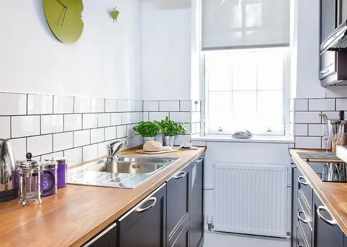 Joivy Charming Nest For Two With Castle View