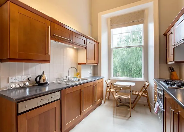 Joivy Spacious In New Town Prime Location Appartement