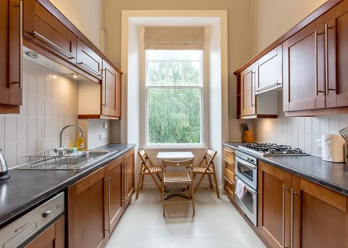 Lejlighed Joivy Spacious In New Town Prime Location