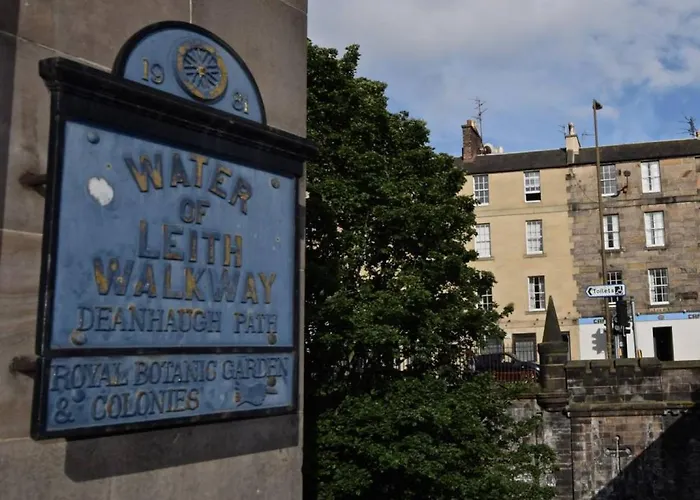 Joivy Spacious In New Town Prime Location * Edinburgh