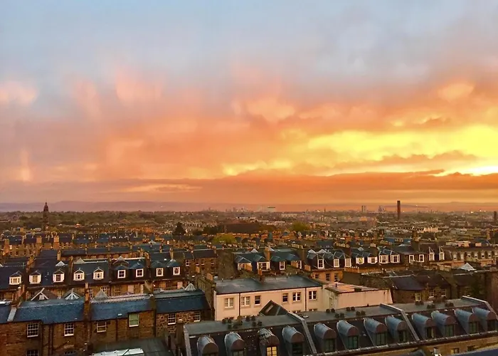 فندق 28 York Place 3*