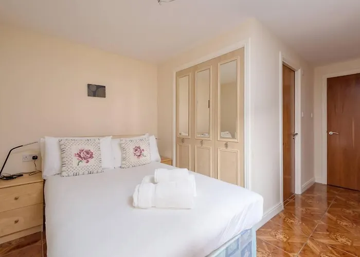 Joivy Old Town With Parking Close To Royal Mile * Эдинбург