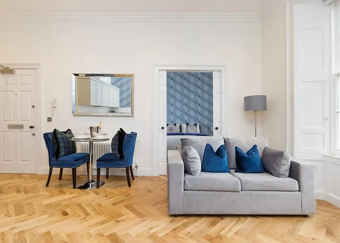 Luxury Renovated 1 Bed Nr St - Super *