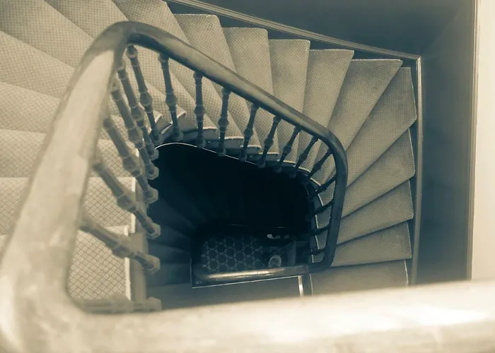 New Town (adults Only) Pensionat 3*