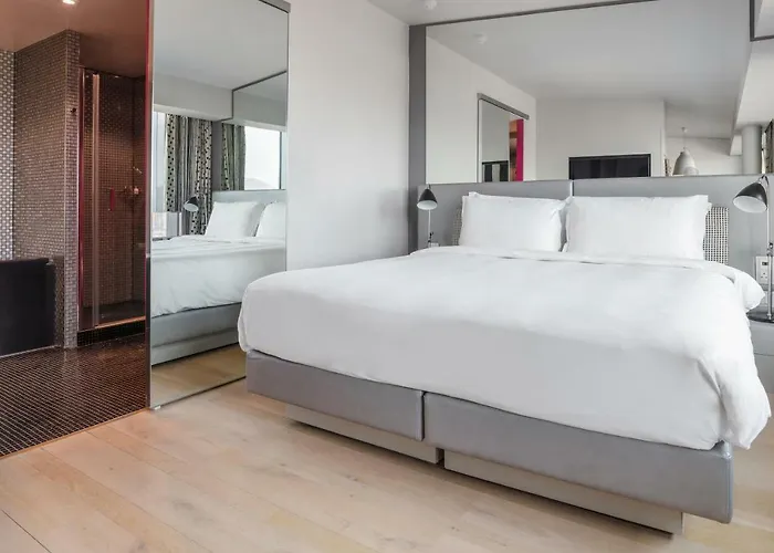 Radisson Collection Hotel, Royal Mile