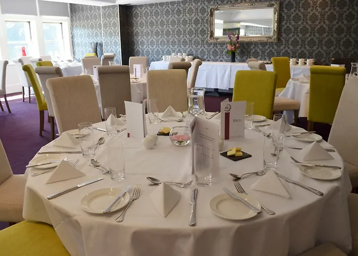 Hotel 100 Princes Street 5*