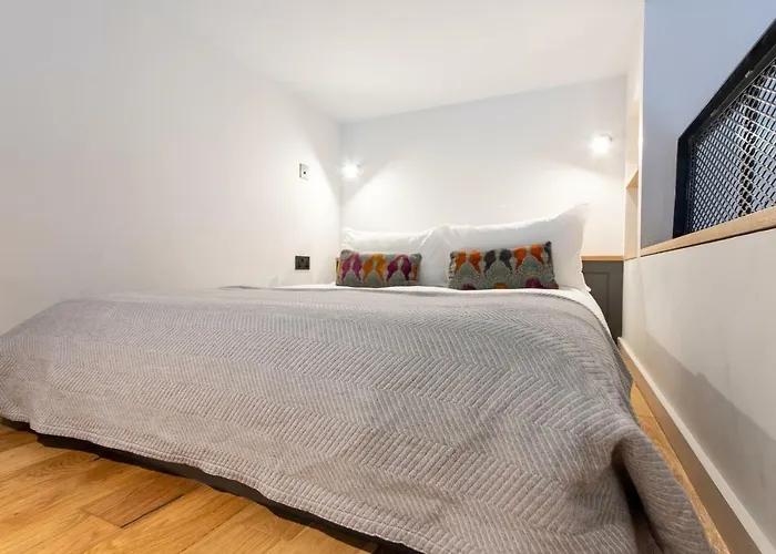 Linton Collection - Blackfriars Lofts *