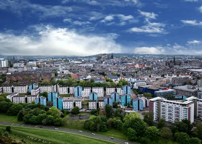 Holyrood Skyline Апартаменты Эдинбург