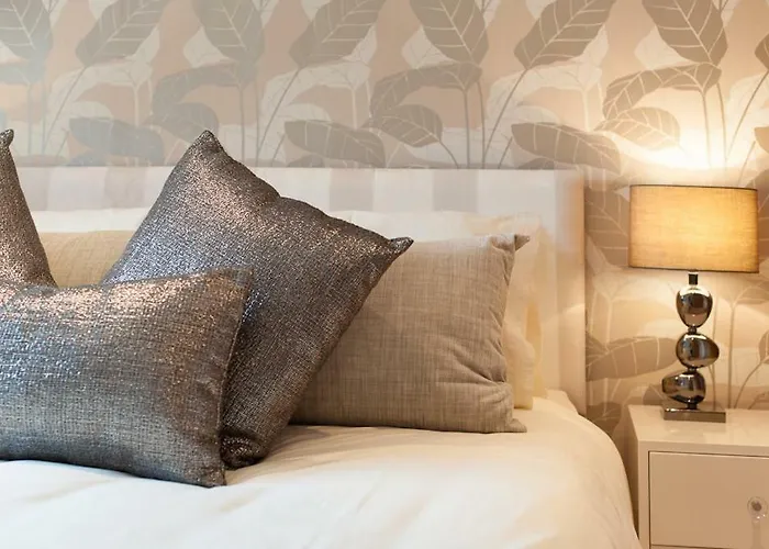 The Corstorphine No. 1 דירה *