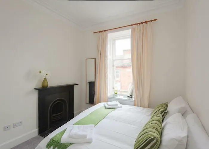 The Ardmillan * Edinburgh