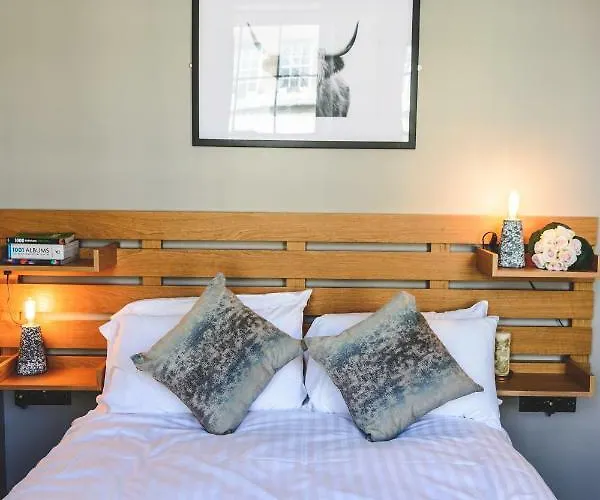 Апарт-отель Mono Old Town Эдинбург