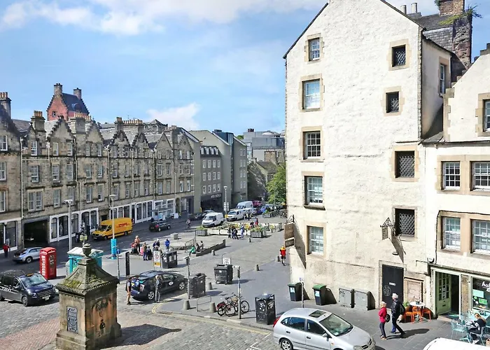 West Bow - Comfy 2 Bed On West Bow Overlooking Grassmarket Lägenhet Edinburg