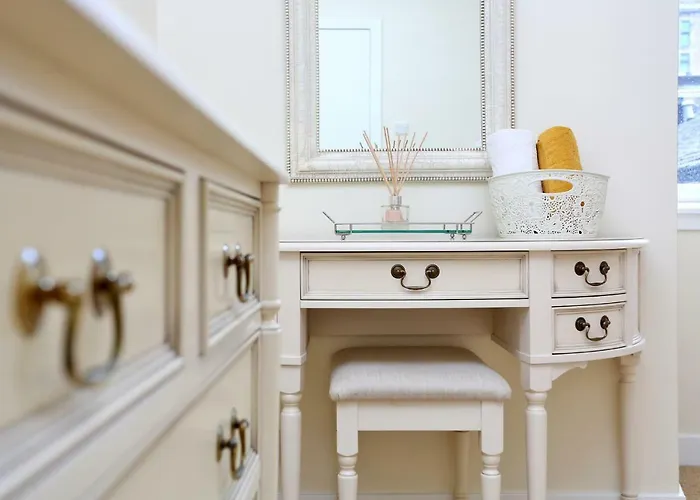 West Bow - Comfy 2 Bed On West Bow Overlooking Grassmarket * Εδιμβούργο